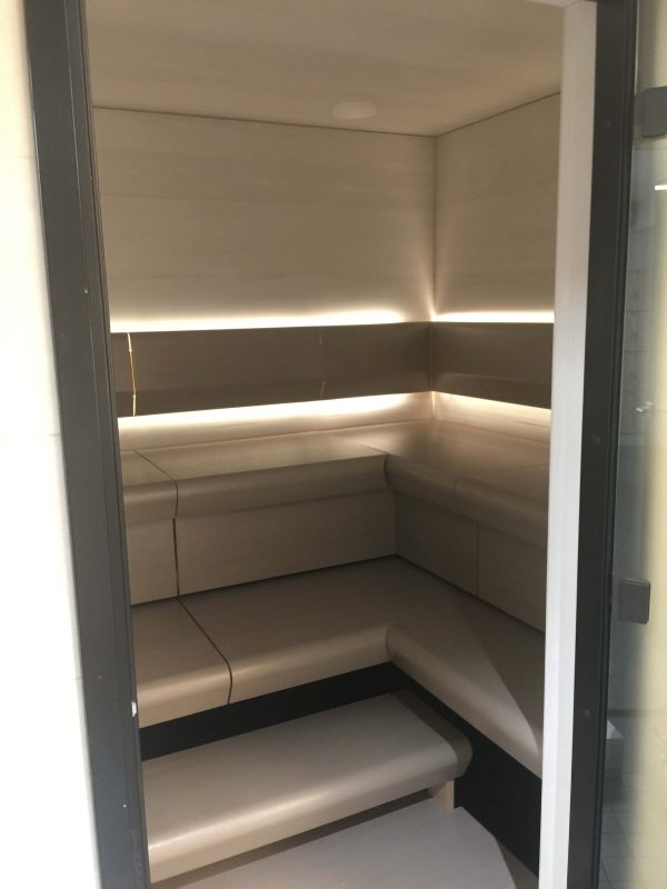 kuntokeskuksen sauna taive-lauteet